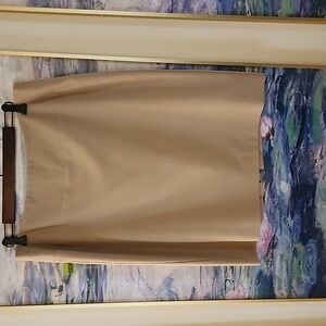 Ellen Tracy fully lined tan pencil skirt